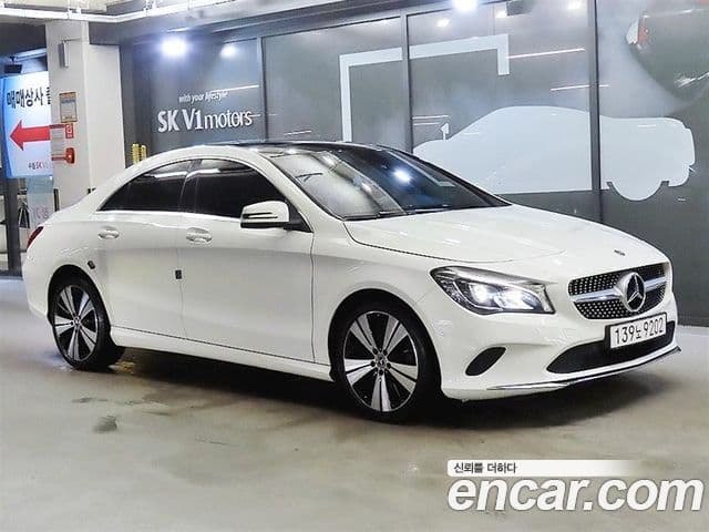 Mercedes-Benz CLA-Class C117 1
