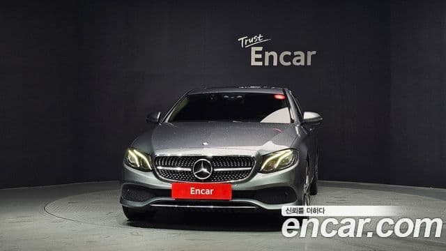 Mercedes-Benz E-Class W213 2