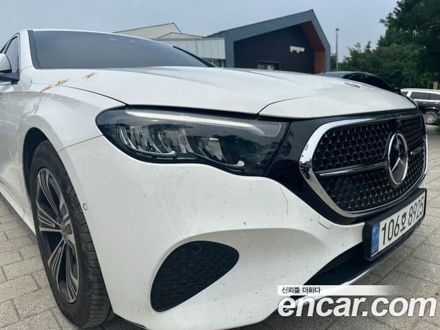 Mercedes-Benz E-Class W214