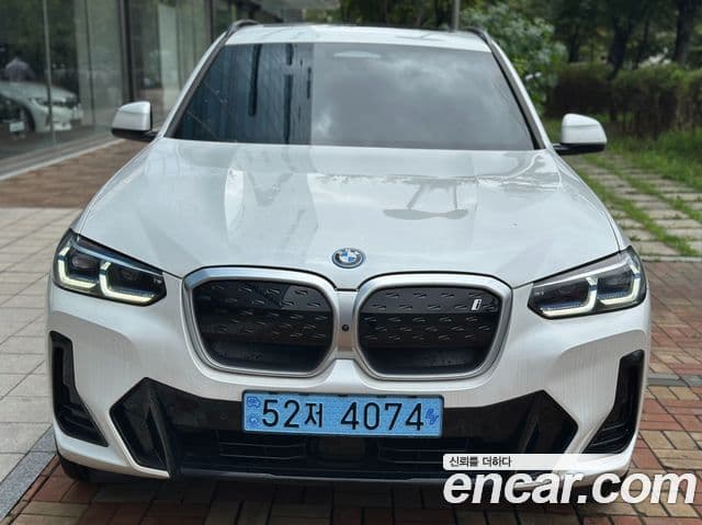 BMW iX3 3