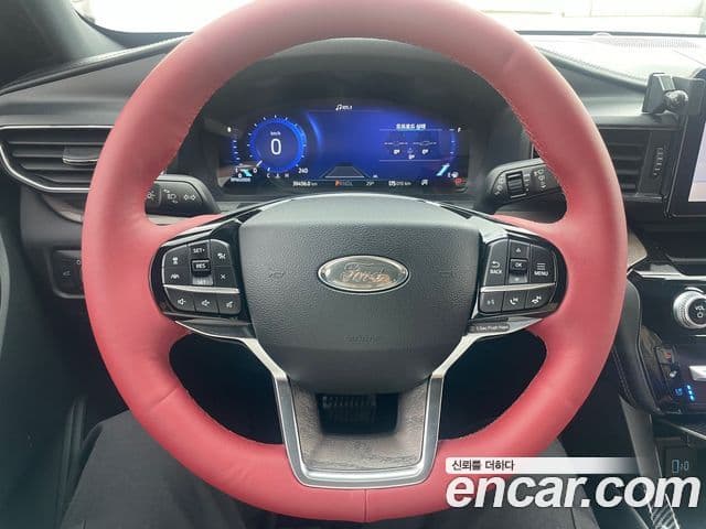 Ford Explorer 6th Gen 4