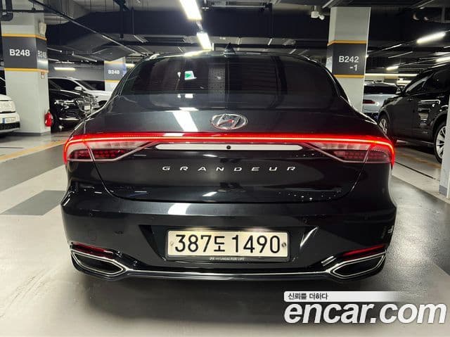 Hyundai The New Grandeur IG 4