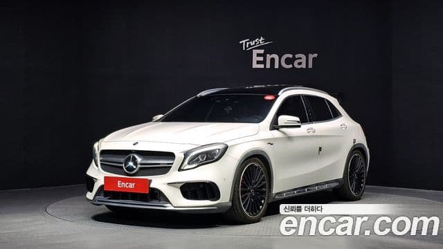 Mercedes-Benz GLA-Class X156