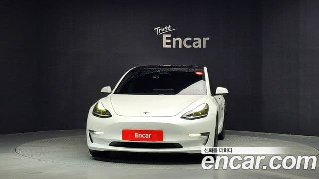Tesla Model 3 3