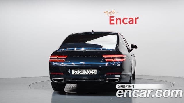 Genesis G80 (RG3) 3