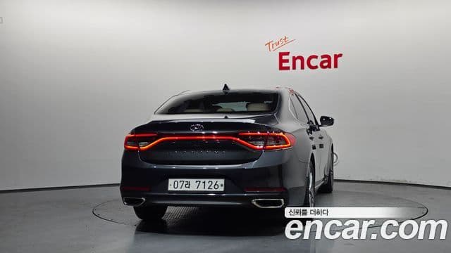 Hyundai Grandeur IG 4