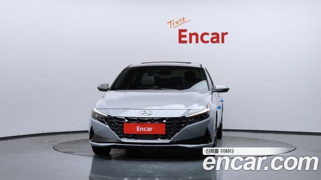 Hyundai Avante (CN7) 3