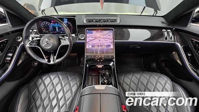 Mercedes-Benz S-Class W223 4