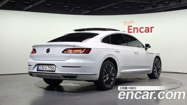 Volkswagen Arteon 2