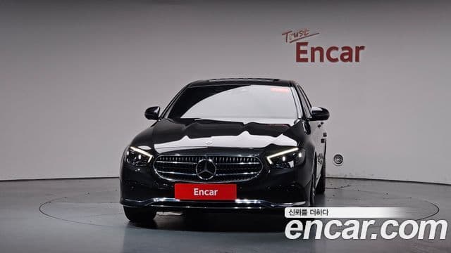 Mercedes-Benz E-Class W213 2