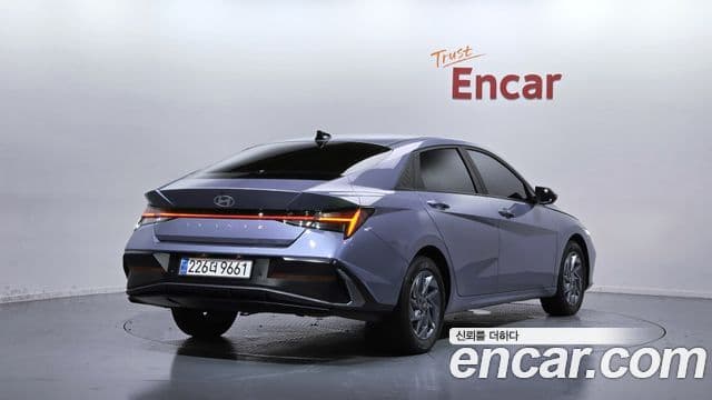 Hyundai The New Avante (CN7) 2