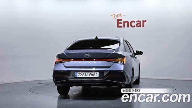 Hyundai The New Avante (CN7) 4