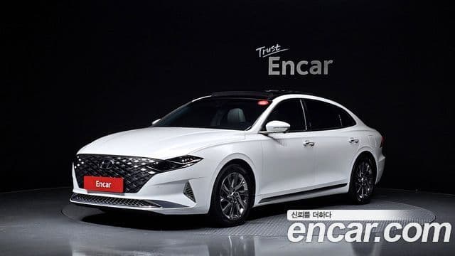 Hyundai The New Grandeur IG Hybrid 1