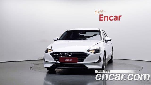Hyundai Sonata (DN8) 2