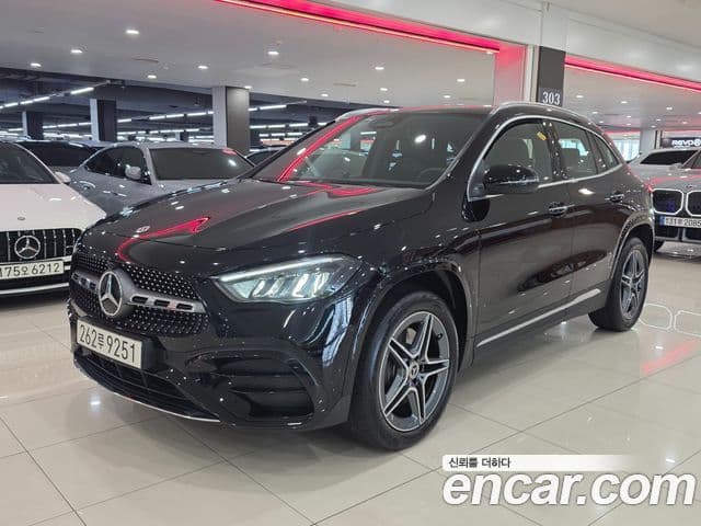 Mercedes-Benz GLA-Class H247