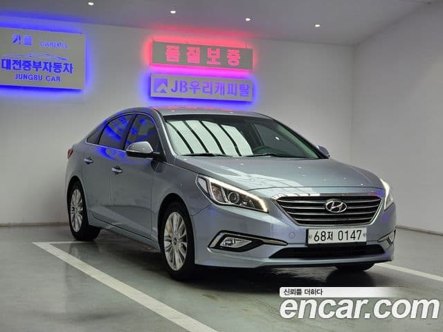 Hyundai LF Sonata