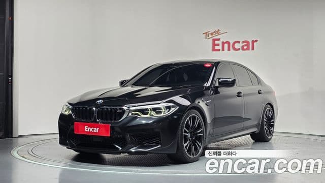 BMW M5 (F90)