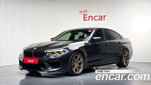 BMW M5 (F90)
