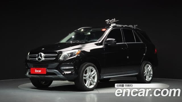 Mercedes-Benz GLE-Class W166