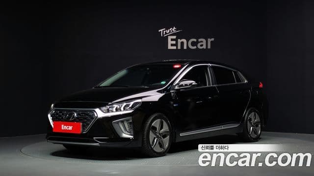 Hyundai The New Ioniq Hybrid