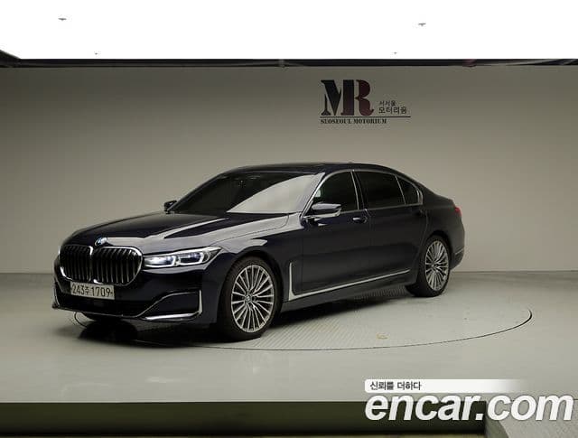 BMW 7 Series (G11)