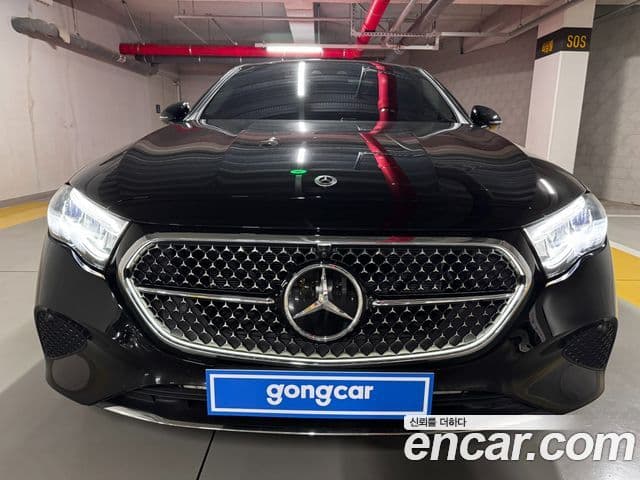 Mercedes-Benz E-Class W214