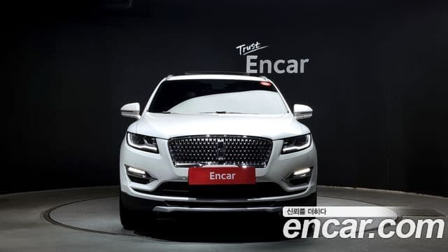 Lincoln MKC 3