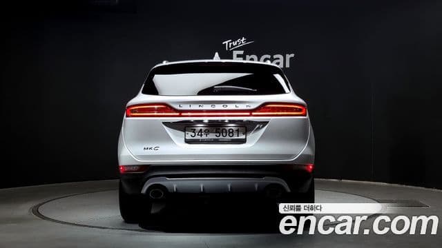 Lincoln MKC 4
