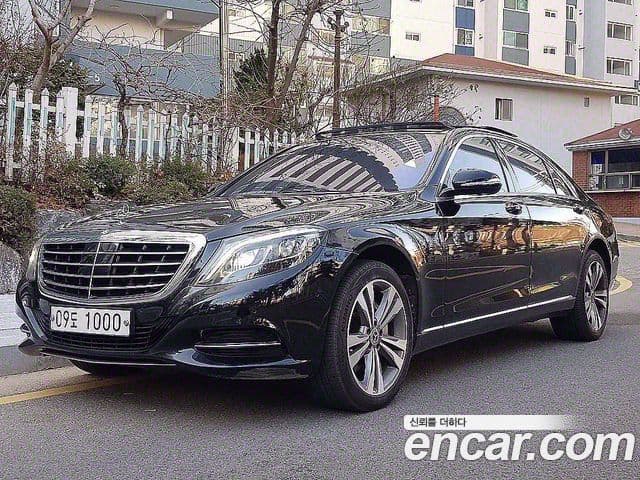 Mercedes-Benz S-Class W222