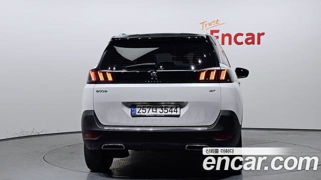 Peugeot 5008 2nd Gen 4