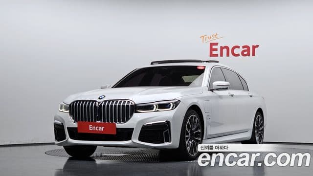 BMW 7 Series (G11) 1
