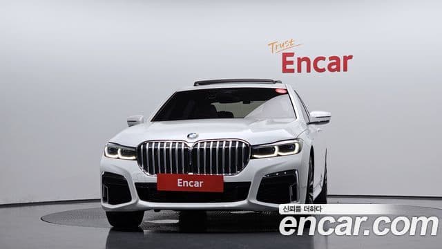 BMW 7 Series (G11) 3