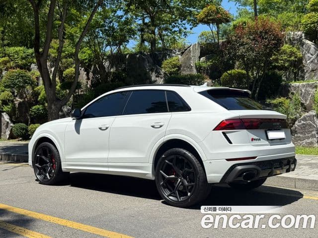 Audi RSQ8 (4M) 2