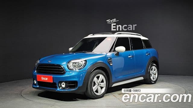 MINI Cooper Countryman 1
