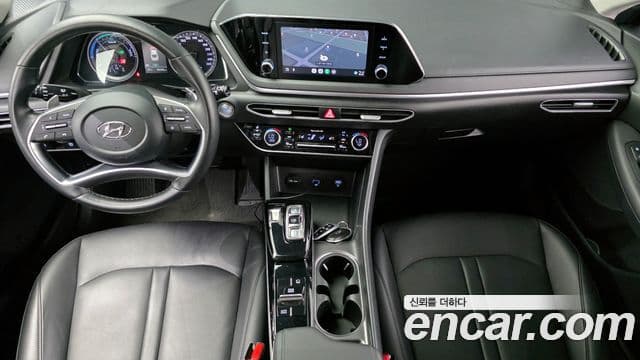 Hyundai Sonata Hybrid (DN8) 4