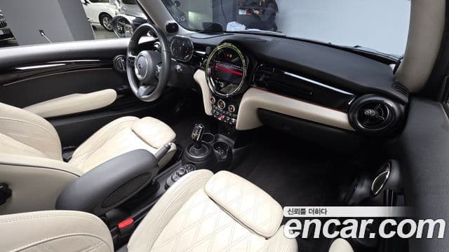 MINI Cooper S 4