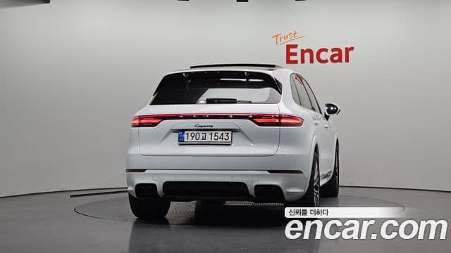 Porsche Cayenne (PO536) 4