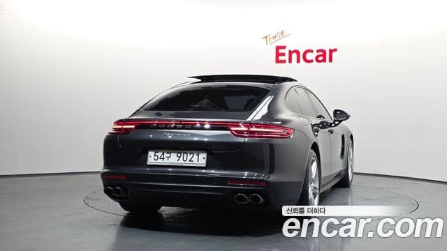 Porsche Panamera (971) 4