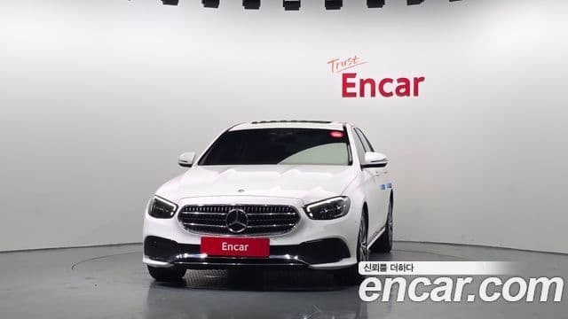 Mercedes-Benz E-Class W213 3