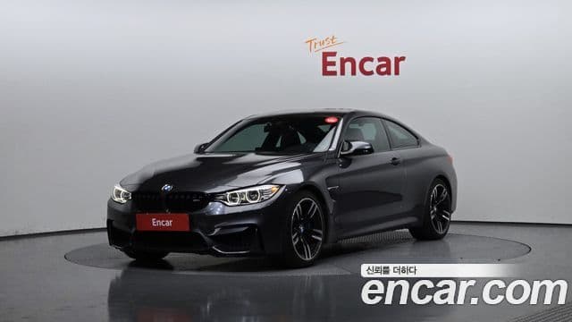 BMW M4 (F82)