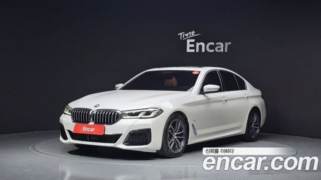 BMW 5 Series (G30)