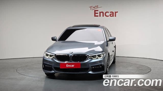 BMW 5 Series (G30) 2