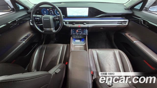Hyundai Grandeur (GN7) 4