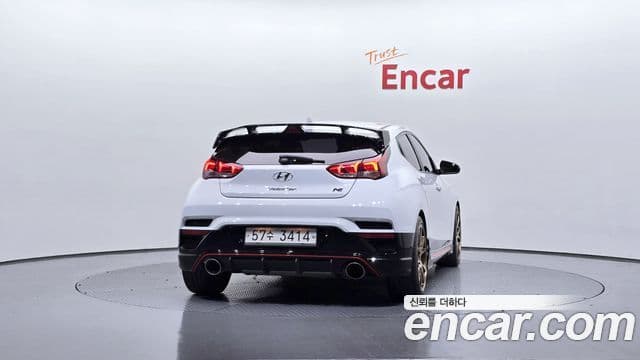 Hyundai Veloster (JS) 3