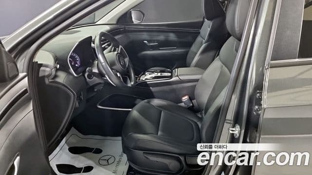 Hyundai Tucson (NX4) 4