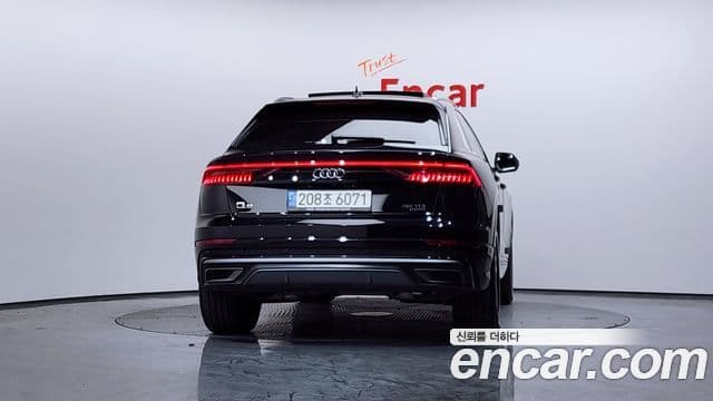 Audi Q8 (4M) 3