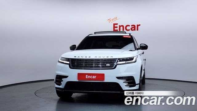 Land Rover Range Rover Velar 2