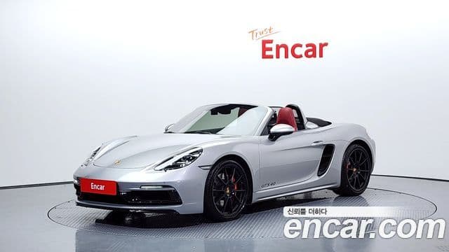 Porsche 718 Boxster 1