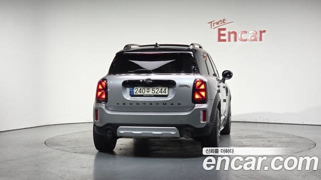 MINI Cooper S Countryman 3
