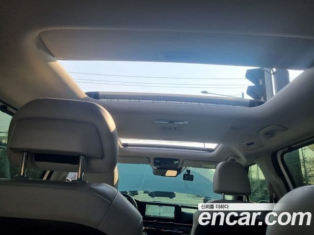 Kia Carnival 4th Gen 3